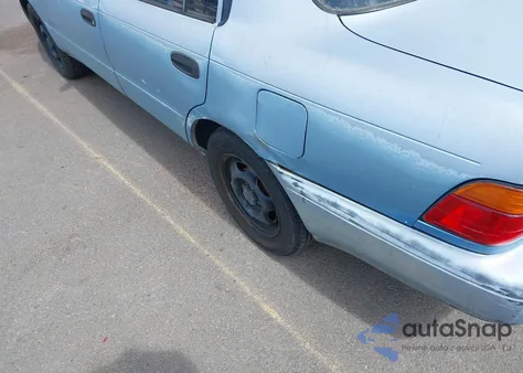 1993 Toyota Corolla z USA, uszkodzony, nr VIN JT2AE04E8P0034606